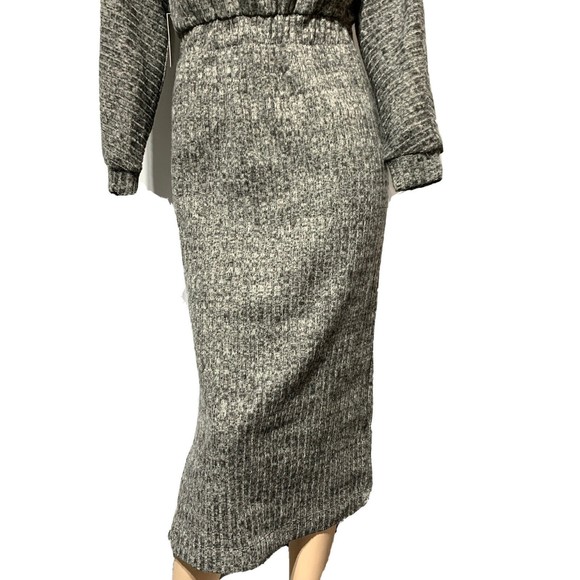 FLORET STUDIOS Sweater Dress Midi Ribbed Cutout Back Long Sleeve S SMALL NWT - Picture 3 of 13